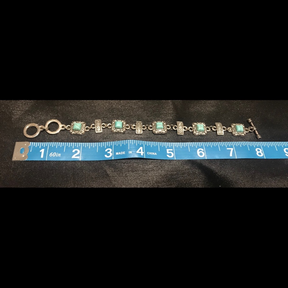 Turquoise fashion jewelry bracelet